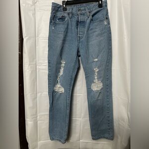 Levi’s 501 Original Fit Women’s Jeans W26 L28 Light Wash Straight Leg button fly